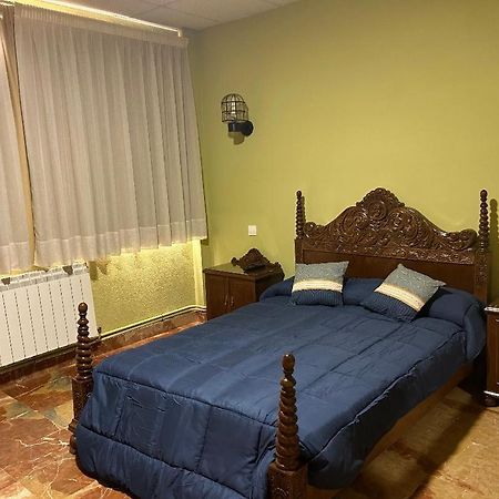 Hostal Transilvania Santa Cruz de Moncayo Exterior foto